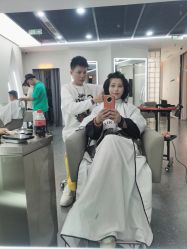 点击看大图 -艾美A·M Hair Salon