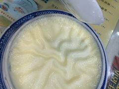 -广信牛奶甜品世家(台东店)
