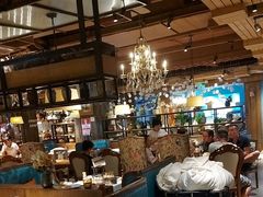 -领鲜活海鲜榴莲自助火锅(东门店)