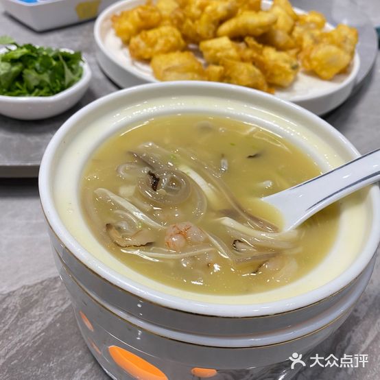 鲜海四方美食城