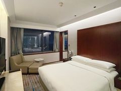 -上海龙之梦万丽酒店