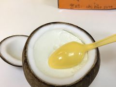 -志龙皇冠吃货椰子铺