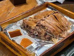 忽必烈炭火烤羊背-蒙古大营(朝阳公园店)