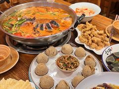 -亮欢寨酸汤鱼(沙冲路店)