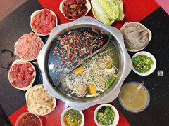 -储奇门鳝鱼火锅(总店)