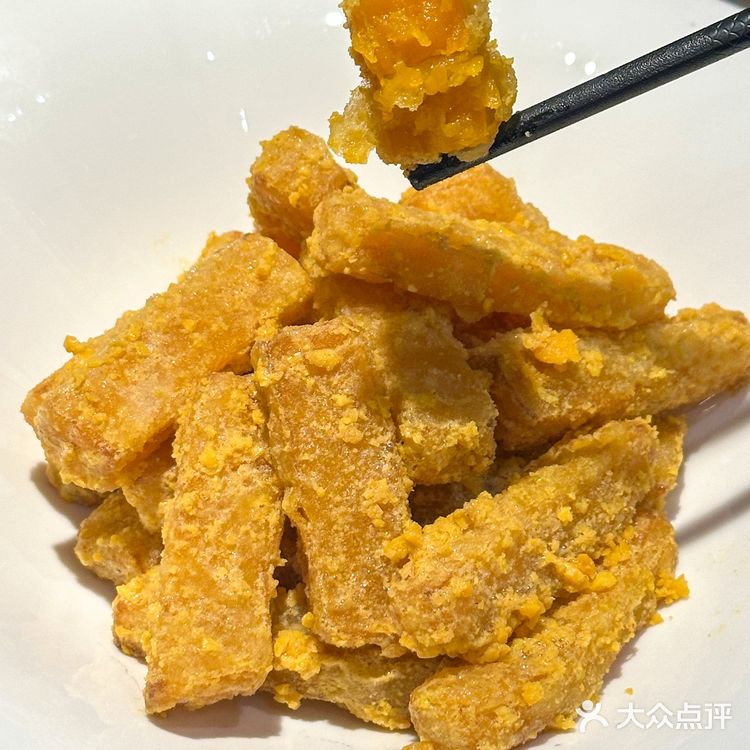 深圳的!梅干菜扣肉饭!好吃死了……