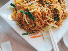 干炒牛河-顺德小厨·招牌无骨鱼(广百百货店)