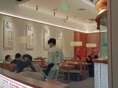 -诚铭记·虾仁汤包·成都小吃(融创店)