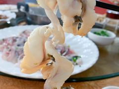 脆肉鲩鱼片打边炉-红日饭店(裕隆三路店)