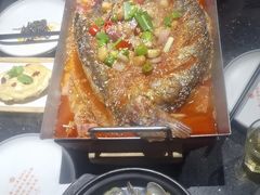 -鸣记脆皮烤鱼·海鲜烤鱼(亿合城店)