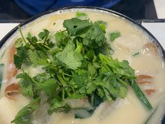 -肥汁米蘭香港米线(长宁来福士店)