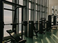 -珠海瑞吉酒店游泳池