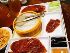 果木烤鸭-良友·海鲜青岛菜·海肠捞饭(五四广场店)
