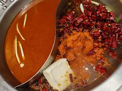 -沸炉重庆老火锅(军事博物馆店)