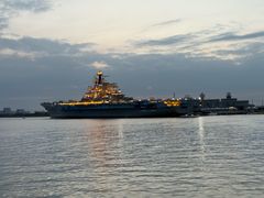 -泰达航母主题公园