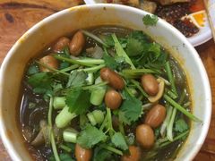 酸辣粉-东门小吃街