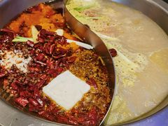 -沸炉重庆老火锅(军事博物馆店)