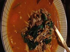 酸汤羊杂-丝路金桃·新疆菜(徐汇店)