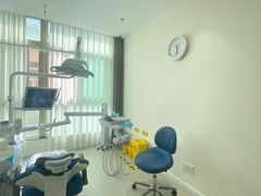 -华颜美口腔矫正·种植牙