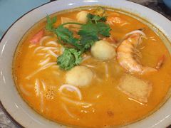 冬阴功海鲜米粉汤-长勺子东南亚(街道口店)