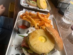 -Grinder 绞肉机汉堡(武定路店)