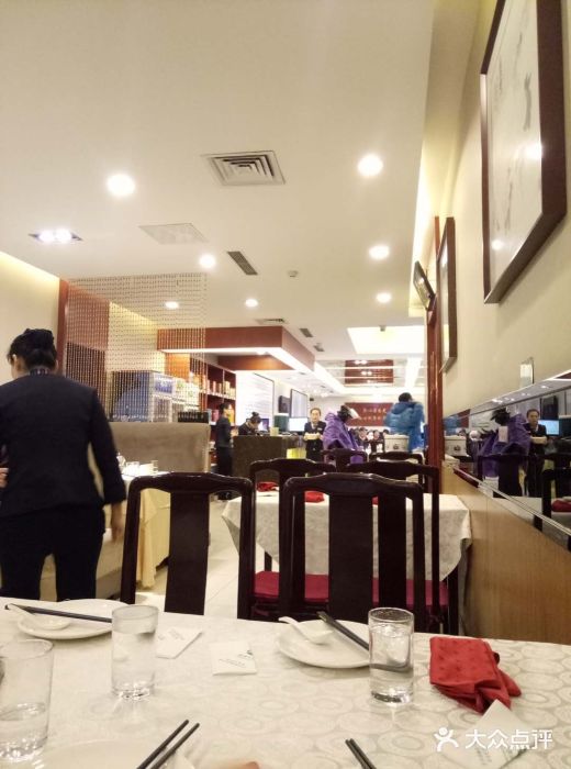 马凯餐厅(长椿街店)大堂图片