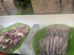 -四囍码头海鲜烧烤自助火锅(外滩南京东路悦荟广场店)