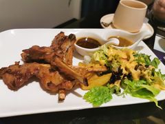 果木烤羊鞍扒-赫帝拉航空主题餐厅(南宁店)