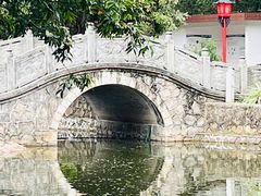 -烈士陵园(地铁站)