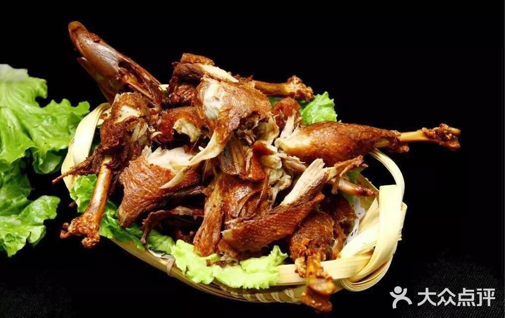 镇三关九龙火爆九龙手撕鸭图片