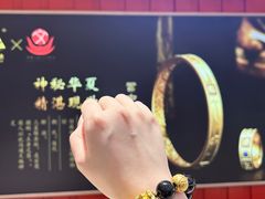 -王府井百货熙地港店