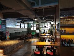 大堂-JINNS锦时 steak&pizza(浸信会礼拜堂旧址店)