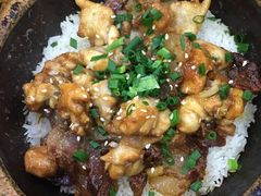窝蛋牛肉煲仔饭-红星光发煲仔饭(大石街店)