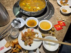 -七欣天香辣蟹火锅(常熟珠海路万达广场店)