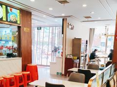 -亲回家吃饭餐厅(黄陂店)