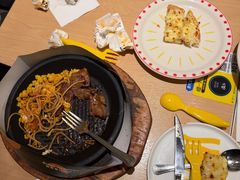 -菲滋意式餐厅(富阳东方茂店)