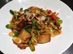 辣椒炒肉-老牌坊鲁菜名店(美莲广场店)