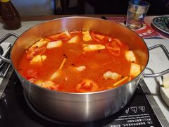 -尚尚仙·酸汤猪手·猪肚鸡火锅(华联万柳购物中心店)