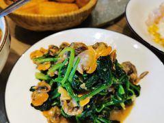 菠菜拌毛蛤蜊-味莊·青岛菜(云霄路店)