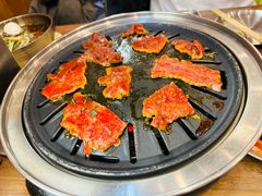 -明洞阿姨·韩式酱蟹烤肉·创意料理(方庄店)