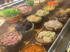 -一绪に寿喜烧(荟聚店)