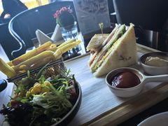 -时光吧·大堂吧·丽江和府洲际度假酒店
