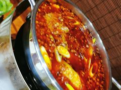 -独食火锅·半米屋台(直营总店)