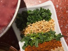 -赵美丽·重庆社区火锅·直营店(火车东站·中豪国际店)