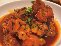 乡里盐菜烧猪脚-渔乡米香·剁椒鱼头(四方坪店)