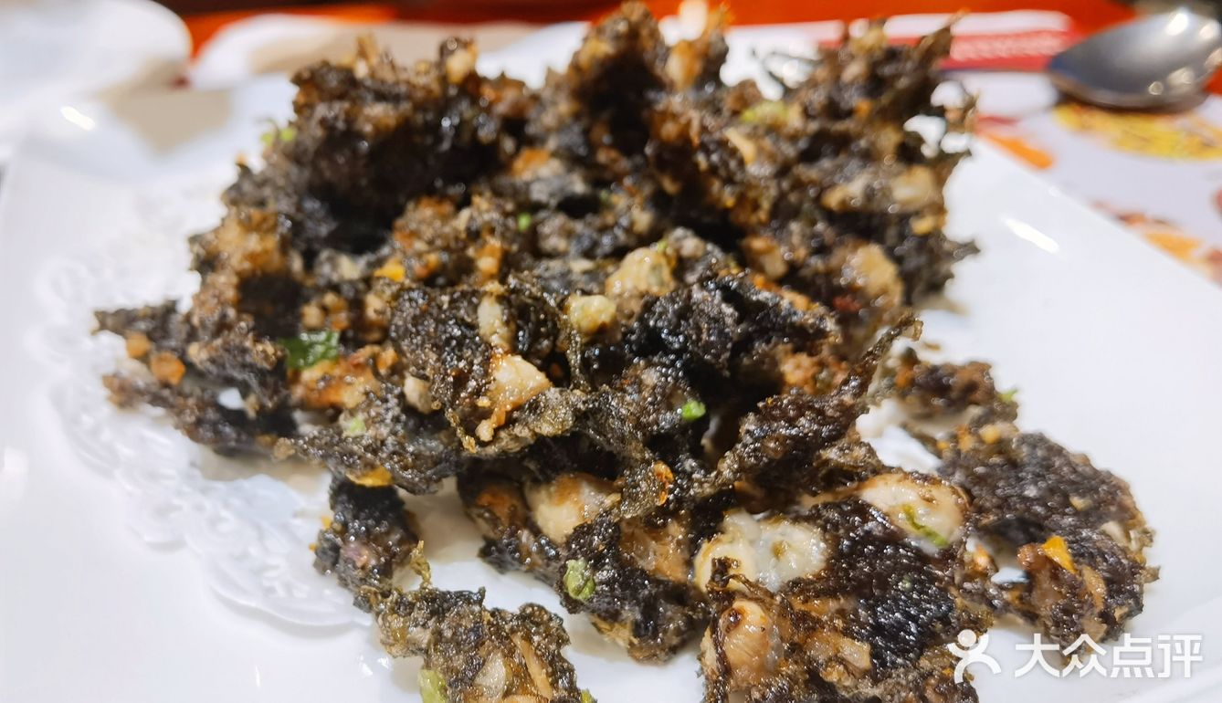 每次都吃不够，但是肚子又撑不下