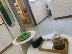 -颜加一•趣爱眼·科技美容养生