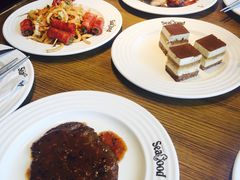 -亚马逊海鲜自助餐厅(惠山万达店)