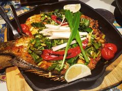 香茅草烤罗非鱼-云海肴·汽锅鸡·云南菜(天山百盛优客店)