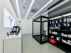-DJI大疆(深圳华强北曼哈授权体验店)